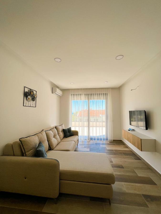 Square Residence Ούλτσιν Εξωτερικό φωτογραφία
