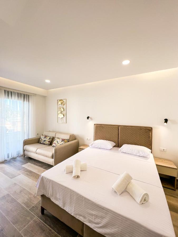 Square Residence Ούλτσιν Εξωτερικό φωτογραφία