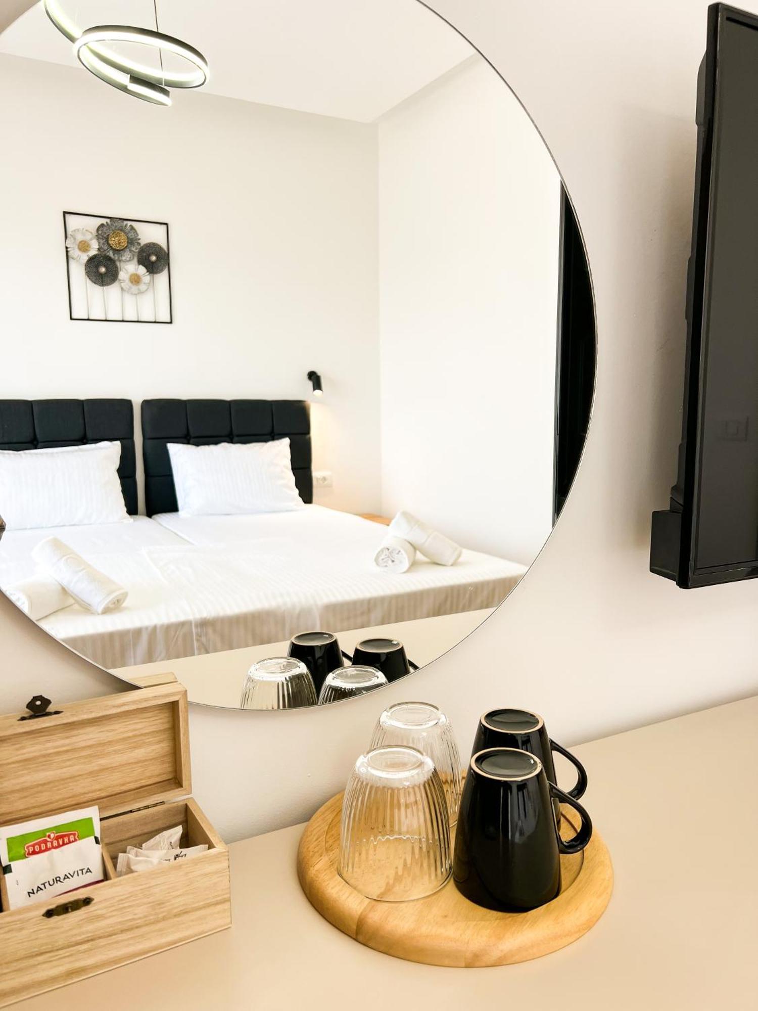 Square Residence Ούλτσιν Εξωτερικό φωτογραφία