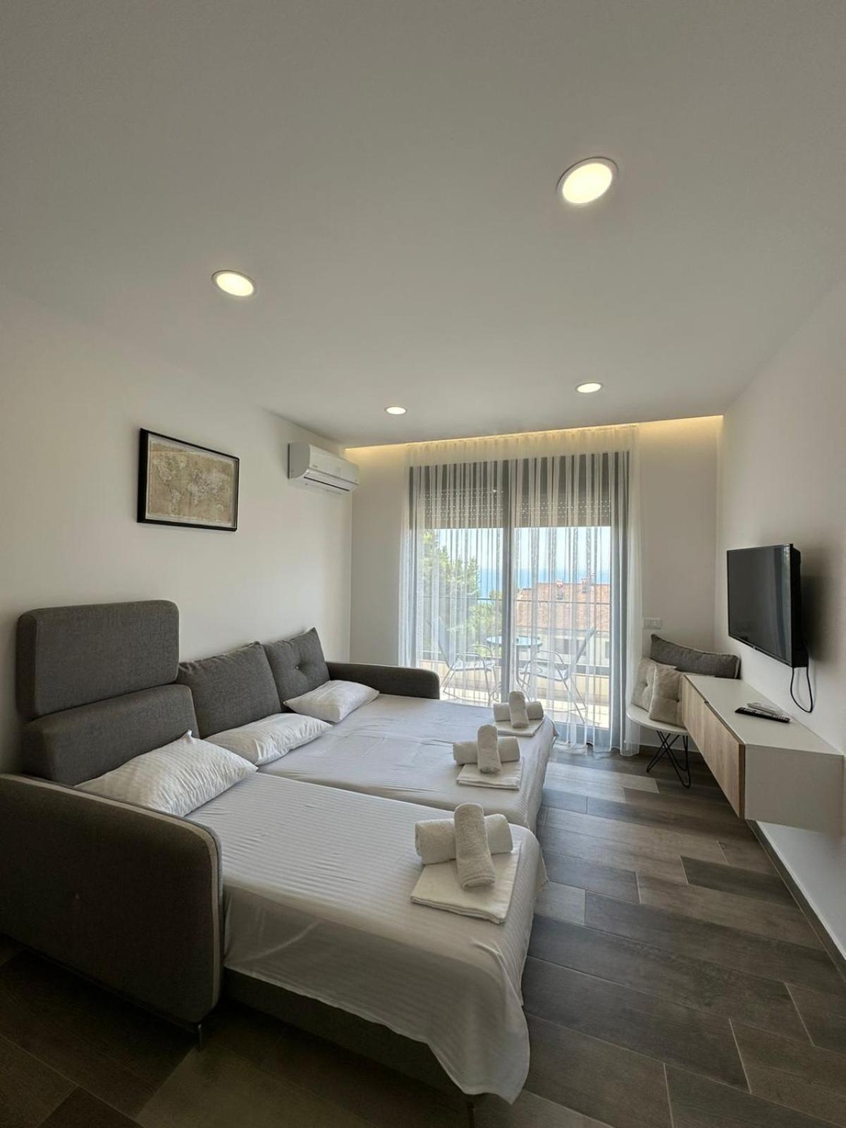 Square Residence Ούλτσιν Εξωτερικό φωτογραφία