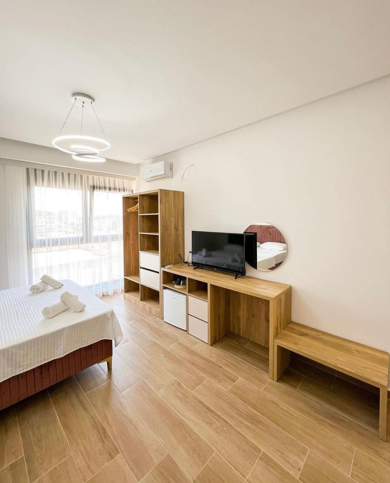 Square Residence Ούλτσιν Εξωτερικό φωτογραφία