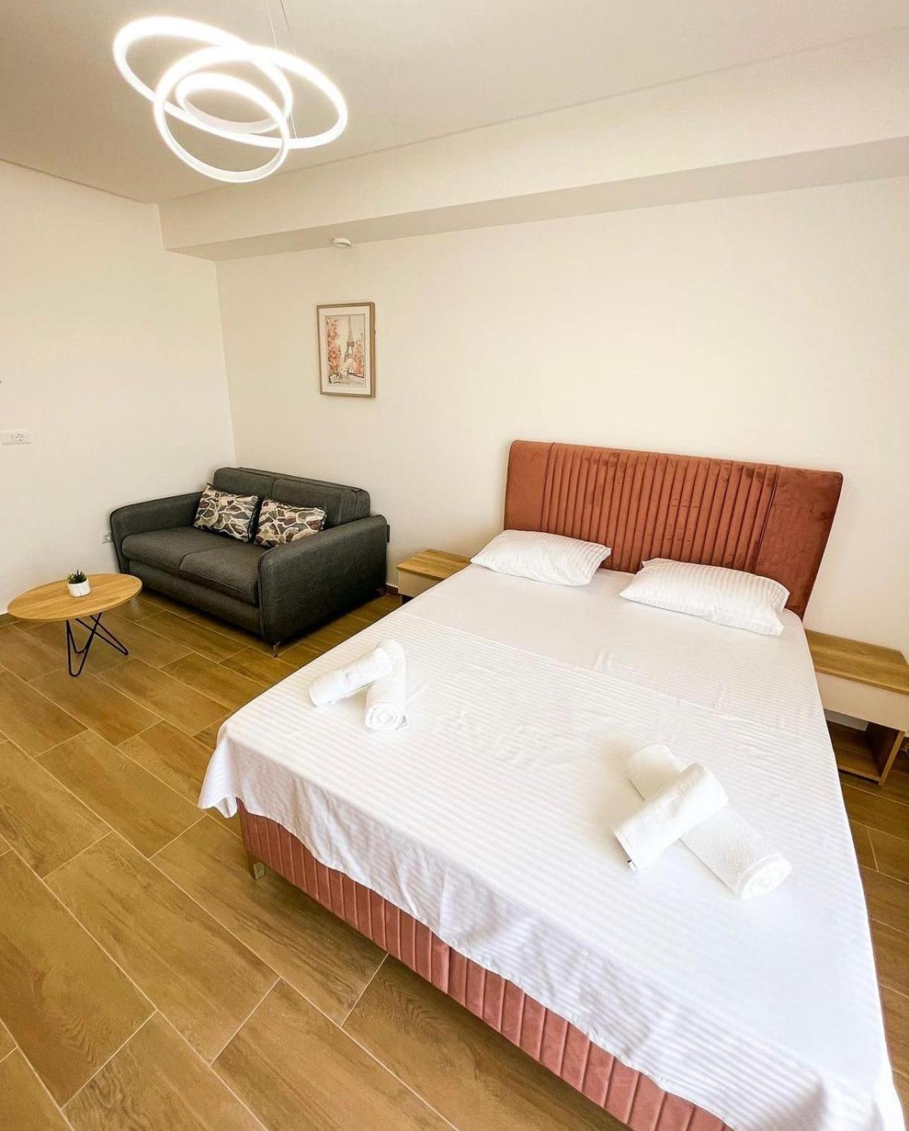 Square Residence Ούλτσιν Εξωτερικό φωτογραφία